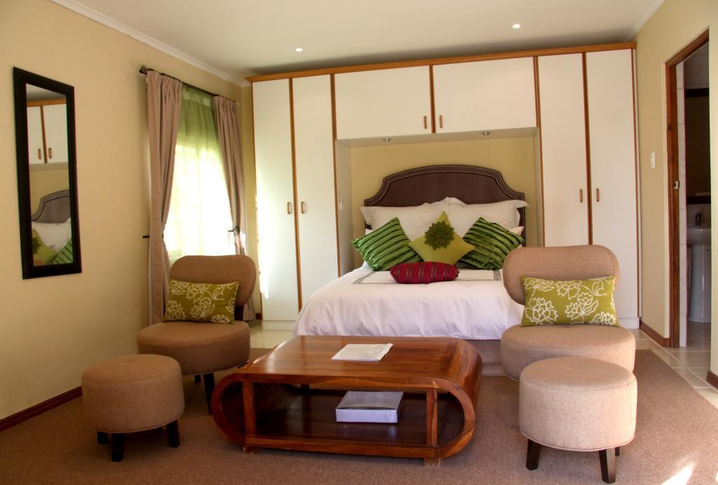 Calais Wine Estate Hostal Paarl Exterior foto