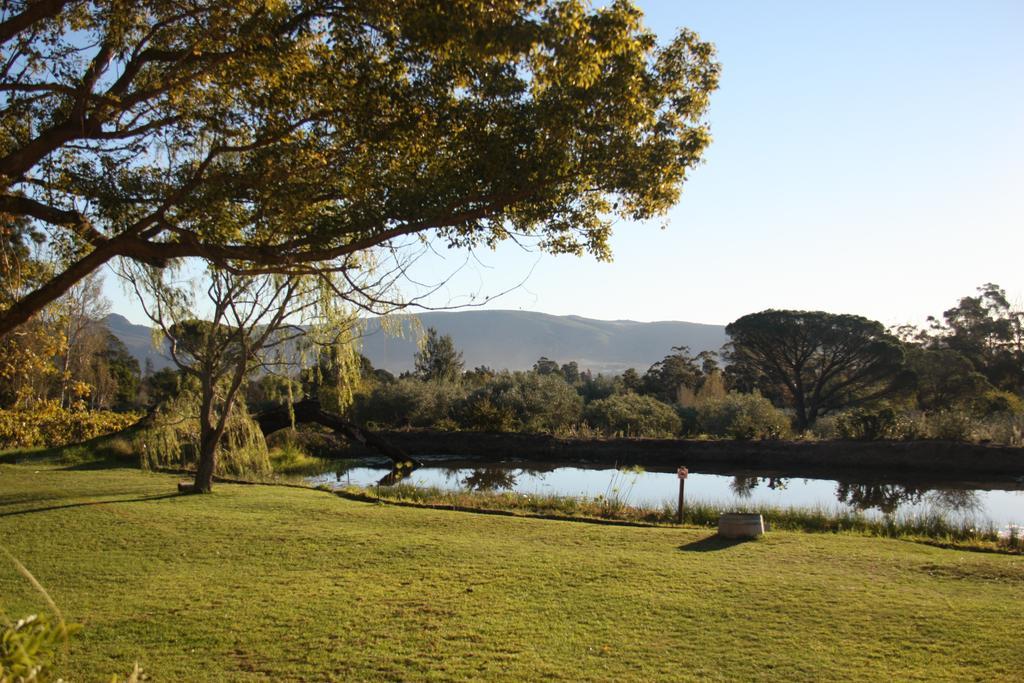 Calais Wine Estate Hostal Paarl Exterior foto
